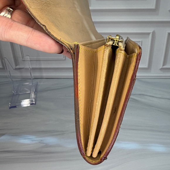 Louis Vuitton X Murakami Multicolor Monogram Sarah Wallet – Full Inclusion - Picture 9 of 13